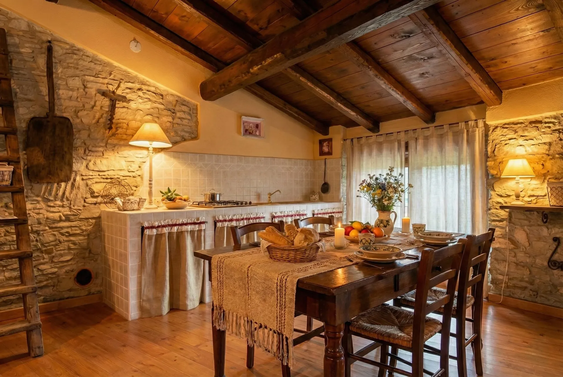 Soggiorno dell'appartamento Padronale con pietra a vista e travi in legno
